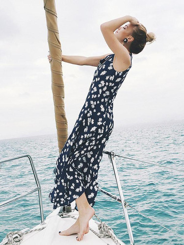 Floral V-neck Side Split Maxi Dresses Floral V-neck Side Split Maxi Dresses