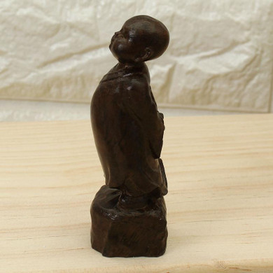 KiWarm 1 PC Chinese Antique Carved Small Buddha Statue Monk Figurine Tathagata Wood Crafts Decorative Ornaments Home Desk Decor