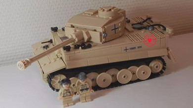 82011 995pcs Century Military Building Block German King Tiger Tank Model bricks Eduction Toy Compatible legoes gift kid set boy