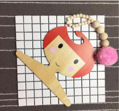 Nordic 2017 New INS Wooden Lovely King/ Princess/Girl Wall Hangers Children Room Decoration Handmade Baby Clothing Hangers