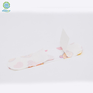 KONGDY Waterproof Cute Band Aid 50 Pieces Emergency Kit Adhesive Bandages Cartoon Curativo Band Aid for Outdoor Wound Closure