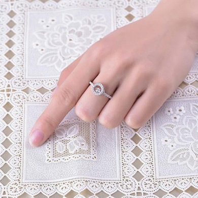 Trendy Women Wedding Bands Rings with Dancing Natural Stone Topaz for Women Jewelry 925 Sterling Silver Wholesale Price