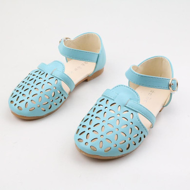JUSTSL Hot sale 2016 summer children shoes fashion girls sandals princess flat beach shoes hollow breathable sandals for kids
