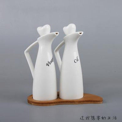 Japanese style tableware kitchen ceramic oiler set soy sauce and vinegar cruet oil bottle pot of vinegar seasoning pot condiment
