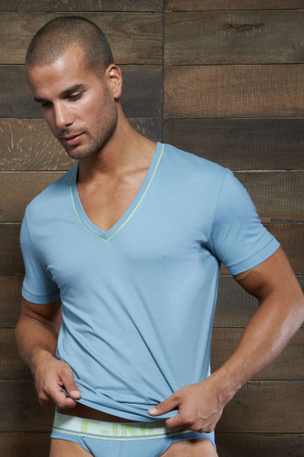 C-IN2 Buff Blue Pop Color V-Neck Shirt