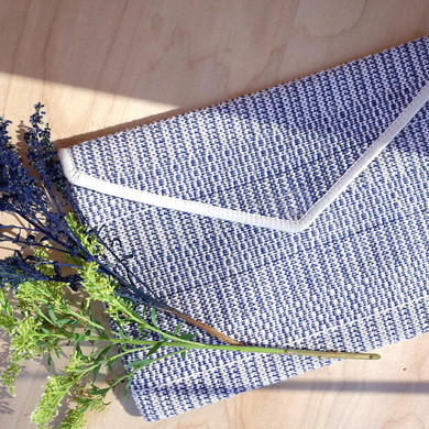 Dobi Clutch - Blue