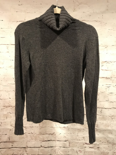 GRAY CASHMERE TURTLENECK