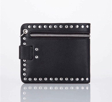 Skulls and rivets mens wallet with chain