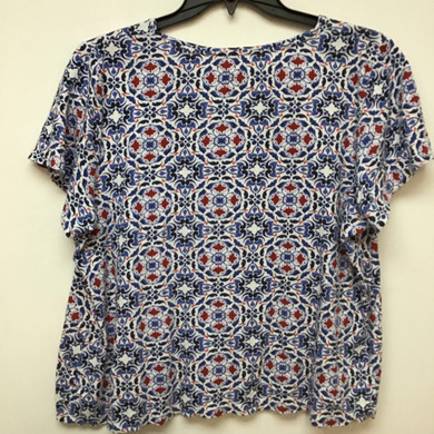 Croft & Barrow red white and blue print top size 1X