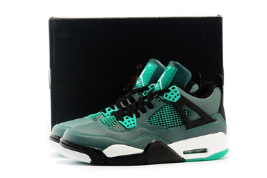 Air Jordan Retro 4 “Teal”