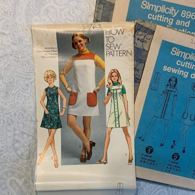 Simplicity Retro Pattern Set. #8963 Sz. 9JR & 10M (1970)