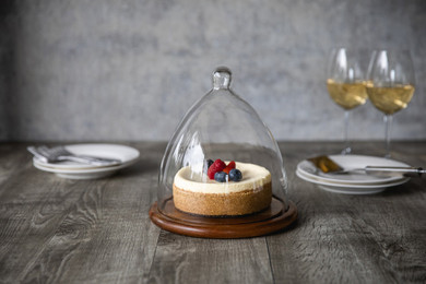 Cheese Cloche Dome (Acacia Wood)