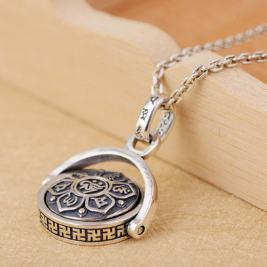 Premium Rotating Buddhist Mantra Pendant
