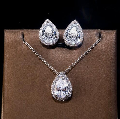 Teardrops Shape Dangle Earrings Necklace