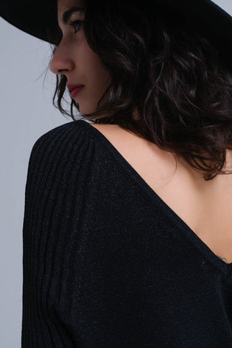 Black Shiny Sweater With Ribbed Sleeves