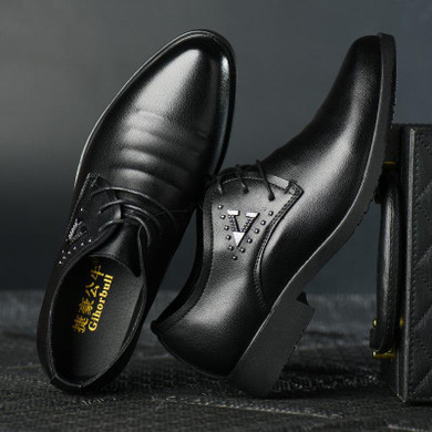 Men Stylish Metal Decoration Lace Up Business Formal Dress Shoes