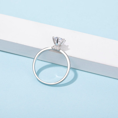 Classic Round Cut Moissanite Diamond Solitaire Rings