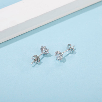 Classic Brilliant Round Moissanite Stud Earrings Pendant Necklace Jewelry Sets