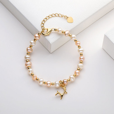 Lovely  Deer Natural Cultured Freshwater Pearl Bracelet