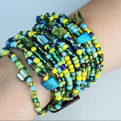 MULTI-LAYERED BEADS BRACELET - MIX GREEN