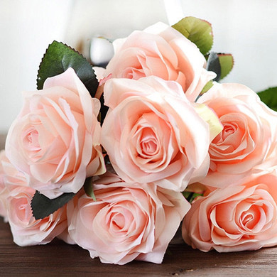 High Quality French Rose Silk Artificial Flowers Bouquet for Home/Party/Wedding Decoration
