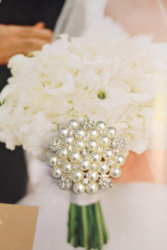 Wedding Brooch, Rose Gold Pearl Bridal Brooch