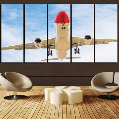 Beautiful Airbus A330 on Approach Printed Canvas Prints (5 Pieces)