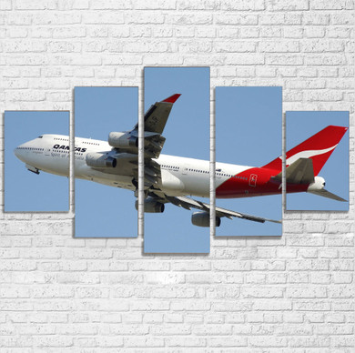 Departing Qantas Boeing 747 Printed Multiple Canvas Poster