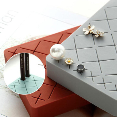 Lipstick Box, Soft and Flexible Silicone Organizer, Ear Stud Brush Nail Polish