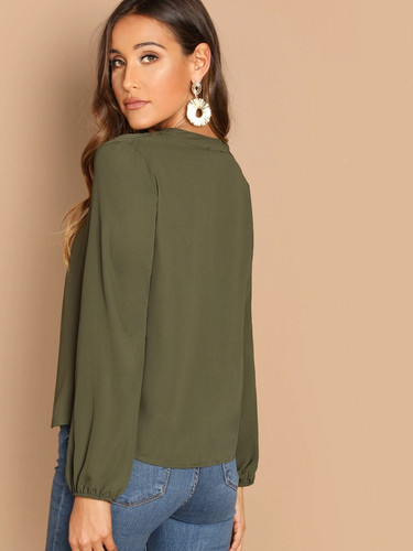 Commuter V-neck Chiffon Loose Pullover Blouse