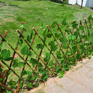 Expandible Faux Ivy Privacy Fence