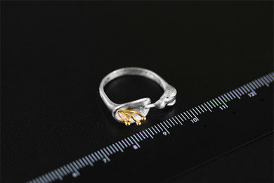 Hummingbird and Gold Heart of Calla Lily Ring