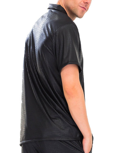 EMBOSSED BUTTON DOWN SHIRT