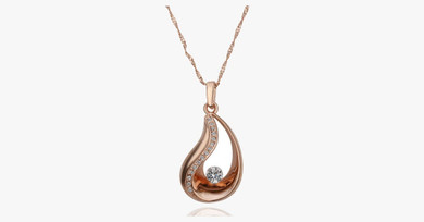 Beauty Illusion Pendant in 18K Gold Plated