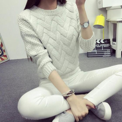 White Round Neck Long Sleeve Casual Pullover Sweater