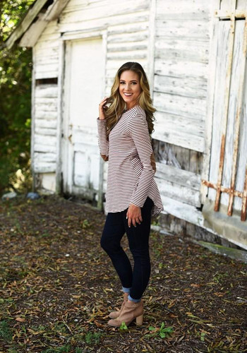 Red-White Striped Patchwork Irregular Long Sleeve Round Neck Casual T-Shirt Red-White Striped Patchwork Irregular Long Sleeve Round Neck Casual T-Shirt