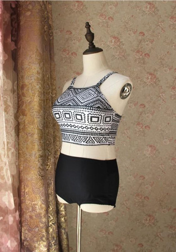 Black-White Geometric Print 2-in-1 Spaghetti Strap Open Back Swimwear
