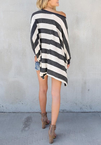 Black-White Striped Asymmetric Shoulder Going out Casual T-Shirt