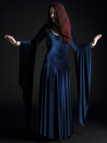 Flared Long Sleeves Hooded Maxi Dress
