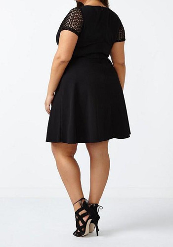 Casual Black Patchwork Draped Zipper Lace Round Neck Short Sleeve Mini Dress