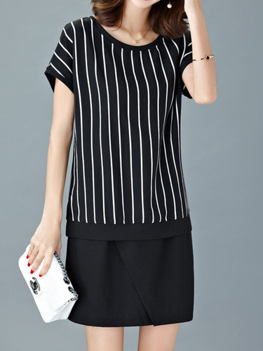 Casual Round Neck Vertical Striped Shift Dress