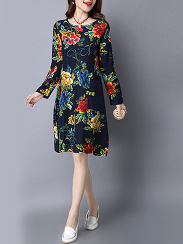 Casual Round Neck Printed Shift Dress With Patch Pocket