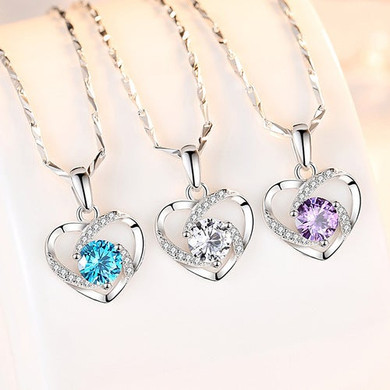 Swivel Heart Shaped Pendant Clavicle Chain Necklace; Hutzell