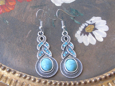 Turquoise Stone Silver Dangle Earrings and Pendant Necklace Set