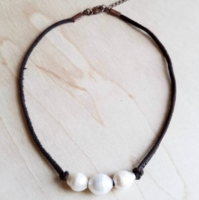 Triple Freshwater Pearl brown Leather choker necklace