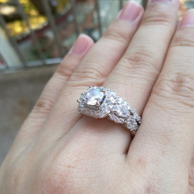 2 Pcs Halo 925 Sterling Silver Wedding Rings For Women 1.5 Ct Round pear Cut AAA CZ Classic Jewelry Engagement Ring Set