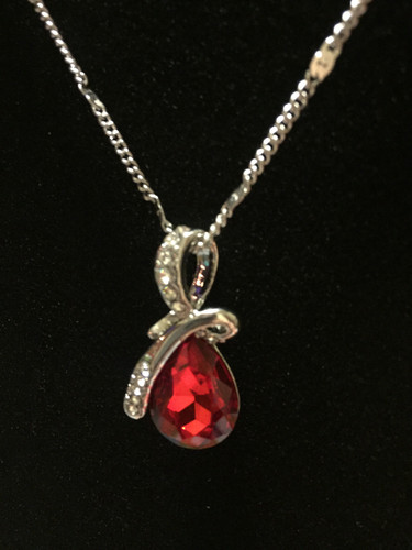Teardrop crystal pendant - Red