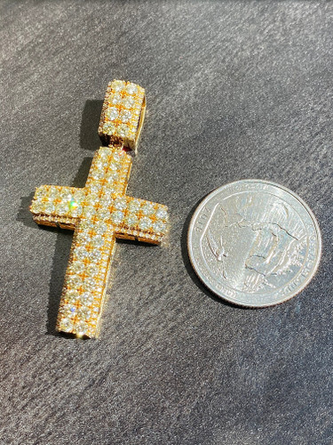 10KT YELLOW GOLD 3.43ct DIAMOND SOLITAIRE CROSS PENDANT