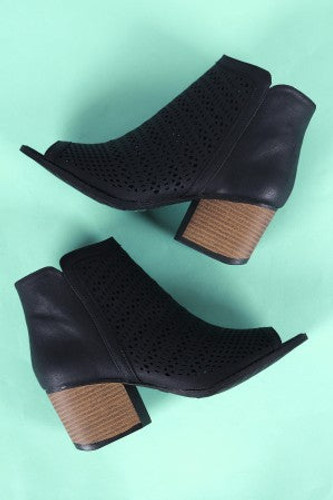 Qupid Perforated Peep Toe Chunky Heeled Ankle Boots