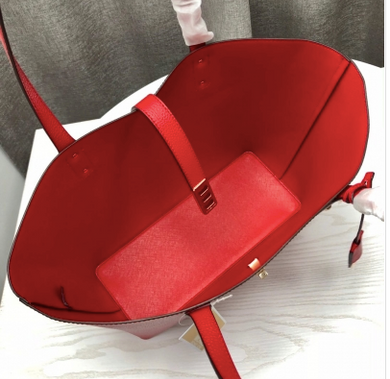 Super Quality Classy Handbag